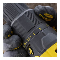 Kit Parafusadeira Furadeira Fatmax Impacto com 2 Baterias 2Ah Amarelo Stanley