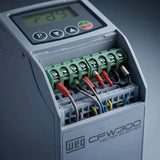 Inversor de Frequência WEG CFW300B10P0B2DB20 220V 10A 3CV / 2,2kW IP20 com Frenagem